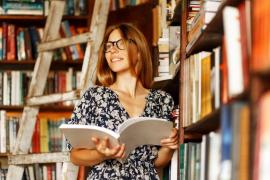 Cum poţi citi 52 de cărţi pe an, în 10 paşi simpli