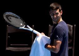 "Tipul e un idiot". Discuţia dintre doi prezentatori australieni: nu ştiau că sunt filmaţi şi l-au jignit pe Novak Djokovic