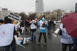 Sindicatele din învățământ ies din nou în stradă. Mâine vor protesta la Guvern și în fața sediilor PSD și PNL