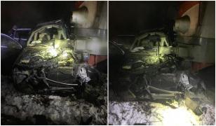 Un șofer cu permisul suspendat a fost lovit de tren în timp ce era urmărit de mașina poliției