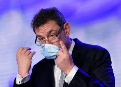 CEO-ul Pfizer crede că valul 5 ar putea fi ultimul cu restricţii: "Vom putea în curând să ne reluăm o viață normală"