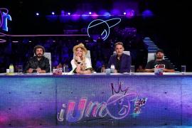 iUmor. Răzvan Simion s-a alăturat juriului, roast-ul primit l-a făcut să izbucnească în lacrimi