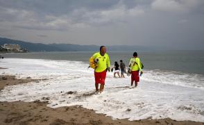 Meteorologii anunță furtuni violente, inundații și alunecări de teren