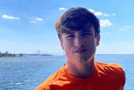 Adolescentul de 15 ani a căzut secerat sub privirile terifiate ale familiei