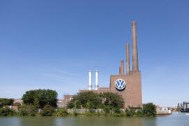 Problemele cu lanțul de aprovizionare vor deveni norma, avertizează șeful Volkswagen. Constructorul are 150.000 mașini neterminate din cauza crizei semiconductorilor