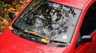 Familia, a fost găsită dormind într-o Kia în Leeds vineri seara, 30 octombrie și folosea niște haine pentru a se încălzi