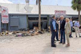 Peste 100 de oameni au murit din cauza uraganului Ian în SUA