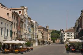 stradă din Padova, Italia