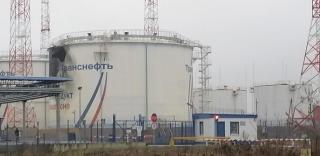 Un depozit de carburant din Rusia, atacat de o dronă la aproximativ 200 km de graniţa cu Ucraina