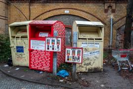 Un român din Germania a avut parte de o moarte cumplită, după ce a rămas blocat într-un container de haine uzate. Un șofer l-a văzut atârnând