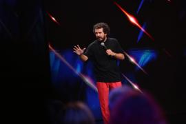 Stand-Up Revolution, de la 20:30, la Antena 1: Costel deschide cea mai nouă ediţie