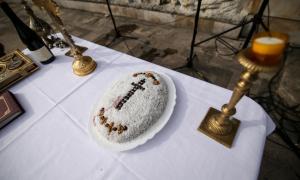 Înmormântarea a fost organizată de săteni