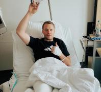 Eliminat rapid de la Cupa Mondială, Manuel Neuer şi-a fracturat piciorul la schi. Sezon încheiat pentru portarul naţionalei Germaniei