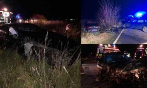 Accident teribil între 3 maşini, în Timiş: patru copii şi doi adulţi au fost transportaţi la spital