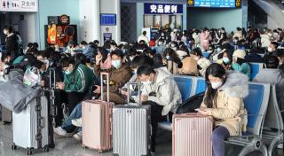 Moment istoric în pandemie. China dezactivează aplicația națională de urmărire a cazurilor de Covid. Explozie de cazuri la Beijing