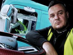 "Vom continua să umplem de șpăgi buzunarele vameșilor". Revolta unui șofer de TIR, după eșecul Schengen