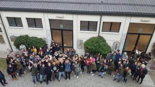 Zile libere pentru elevele cu dureri menstruale. Măsură în premieră la un liceu din Italia