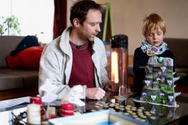 Experimentul unor cercetători belgieni: trăiesc de două ierni la 12 grade în casă. Cât le vine factura la energie: "Au spus că suntem nebuni"