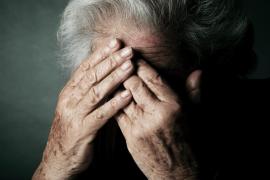 "M-ați băgat în cușcă? Să vă fie rușine". Bătrânică de 82 de ani din SUA, arestată pentru o factură neplătită la gunoi