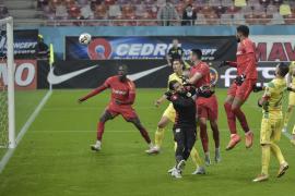 FCSB - CS Mioveni 5-1, în ultimul meci al etapei a 19-a din Superligă. Argeşenii au protestat faţă de neplata salariilor