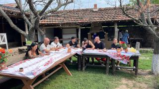 Poftiți pe la noi! Poftiți la târg. Ruby, Jo, SHIFT și What’s UP, alături de Liviu și Andrei, în premieră în Republica Moldova