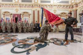 Zelenski i-a premiat pe militarii ucraineni. "De opt ani şi 286 de zile, armata apără frumoasa noastră ţară de agresiunea rusească"