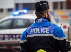 Hoț român prins când fugea din Franța, după o gafă de începător. Și-a uitat ”șurubelnița” folosită într-un jaf violent