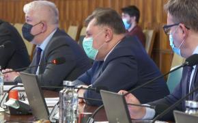 Alexandru Rafila anunţă elemente încurajatoare în pandemia Covid, la o zi după recordul de infectări