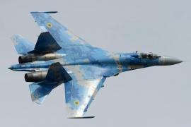 Ucraina a doborânt un avion inamic deasupra Kievului. Avionul s-a prăbușit apoi peste o clădire rezidențială pe care a incendiat-o