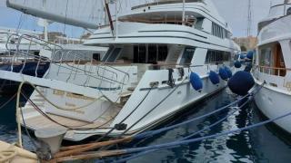 "Nu regret nimic şi aş face-o din nou". Un marinar ucrainean a încercat să scufunde iahtul de lux al şefului său rus