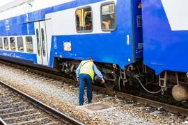 Bărbat ucis de tren, în județul Prahova. Victima de 35 de ani ar fi căzut dintr-un vagon