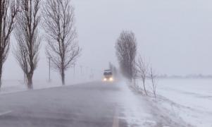 Alertă meteo de viscol puternic în România. Coduri galben și portocaliu în următoarele ore, la munte vor fi rafale de peste 140 km/h