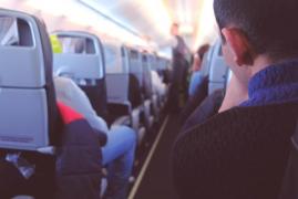 Poliţiştii au fost alertaţi înainte ca avionul să aterizeze pe aeroportul Heathrow