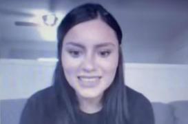 Momentul în care o tânără îşi dă seama că i-a trimis potențialului angajator un videoclip în care batjocorea interviul