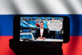 Val de demisii în televiziunile controlate de Kremlin, după gestul Marinei Ovsyannikova. Mulți jurnaliști spun că sunt "în vacanță"