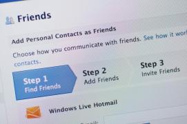 Facebook a blocat conturile mai multor utilizatori care nu au activat autentificarea în doi paşi