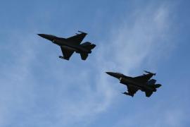 SUA colaborează cu Polonia pentru a livra avioane de luptă Ucrainei