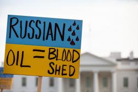 Reuters: Ce ar însemna pentru întreaga lume dacă Statele Unite interzic importurile de petrol rusesc