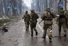 Rusia vrea să declare oficial război Ucrainei, avertizează un consilier ucrainean din Mariupol