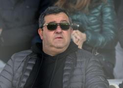 Mino Raiola, fotografiat în iunie 2021 la un meci din Serie A