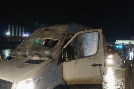 Povestea ucraineanului care a evacuat 200 de civili din Mariupol cu o dubă avariată: "Aceasta e durerea ţării noastre"