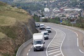 Camion cu ajutoare din România, jefuit de ruşi în Ucraina. Reacţia soldaţilor când au văzut că şoferul e român