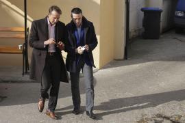 Alexandru Mazăre condamnat la trei de ani de închisoare. Nu a fost găsit acasă de poliţişti şi fost dat în urmărire naţională