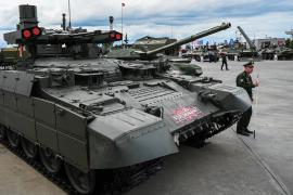 Ruşii au adus în Ucraina vehicule blindate capabile să reziste la explozii nucleare. Ce sunt maşinile de luptă "Terminator": "E imposibil să supravieţuieşti"