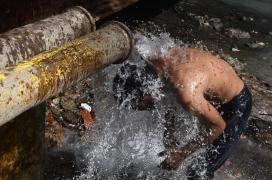 Val de căldură în India