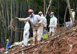 Avionul în care au murit peste 130 de oameni, în China, a fost prăbușit intenționat de cineva de la bord - WSJ