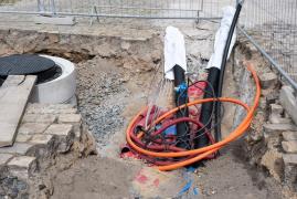 Două persoane din Argeş s-au electrocutat după ce una dintre ele a atins cu o scară metalică un fir de înaltă tensiune