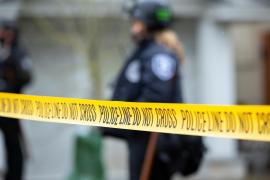 „Stătea întins la pământ, părea că doarme”. Băieţel de 1 an, aruncat de la balcon de dădacă, în Italia. Părinţii sunt în stare de şoc