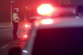 Un tânăr de 23 de ani din Suceava s-a urcat beat volan, apoi a sunat la 112 cerând să fie oprit în trafic. Ce le-a spus poliţiştilor