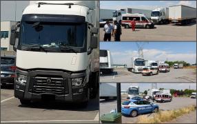 Moarte învăluită în mister pentru un șofer român de TIR din Italia. Bărbatul de 45 de ani a fost găsit mort de ore bune într-o parcare